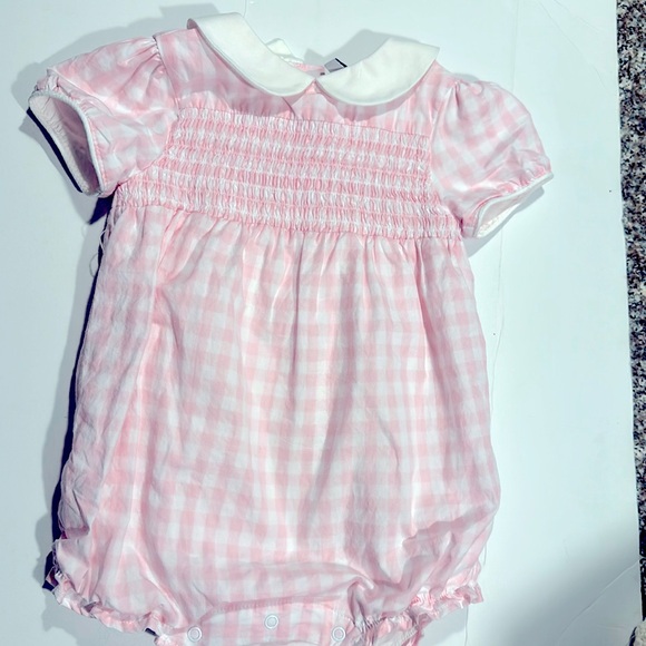 Beautiful onesie for little baby 3-6 months - Picture 1 of 2